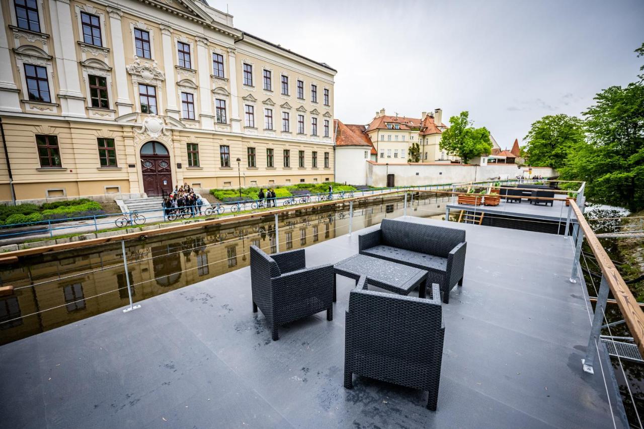 Rezidence Malse - Unikatni Apartmany Na Vode Ceske Budejovice Exterior photo