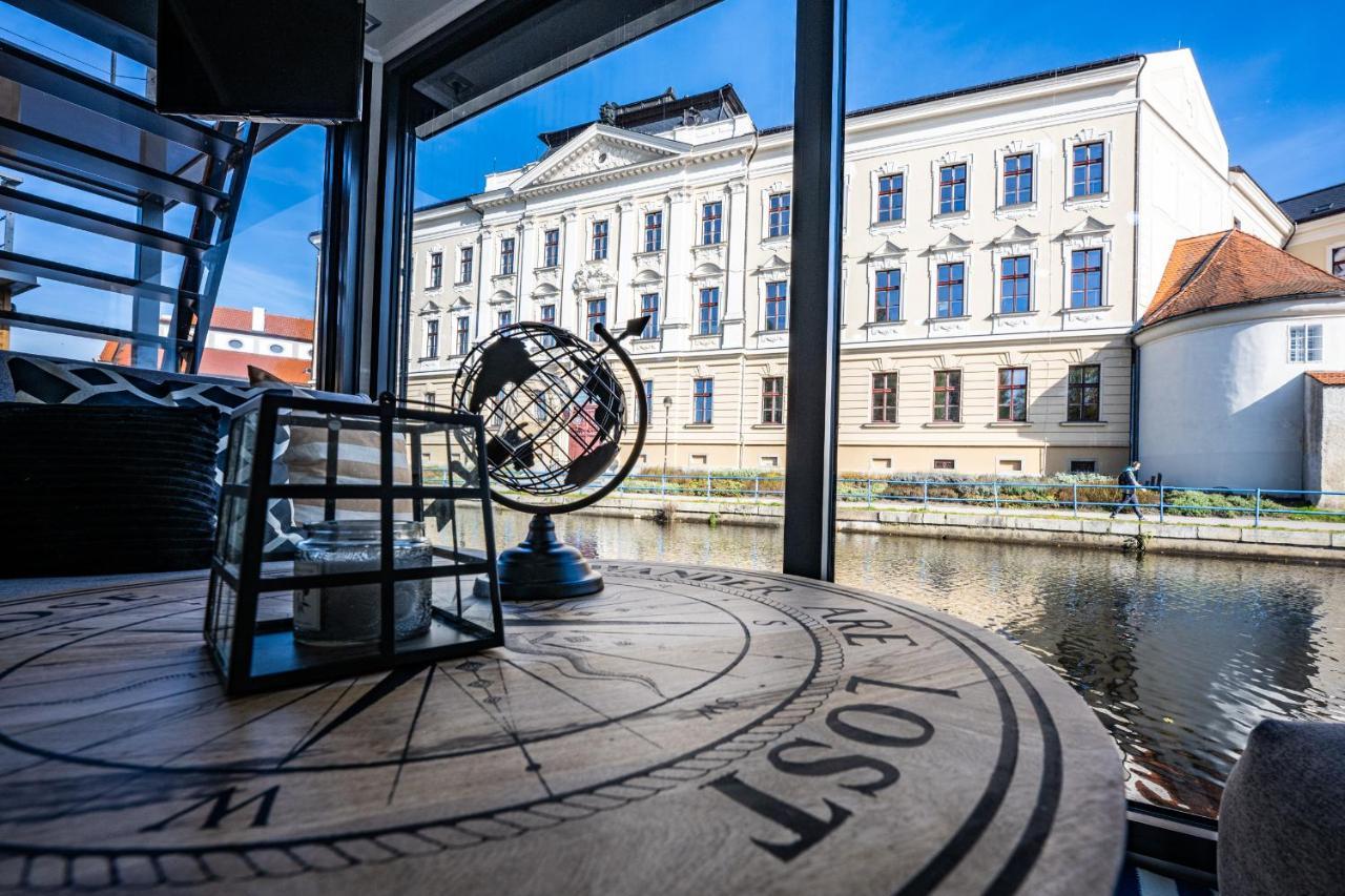 Rezidence Malse - Unikatni Apartmany Na Vode Ceske Budejovice Exterior photo